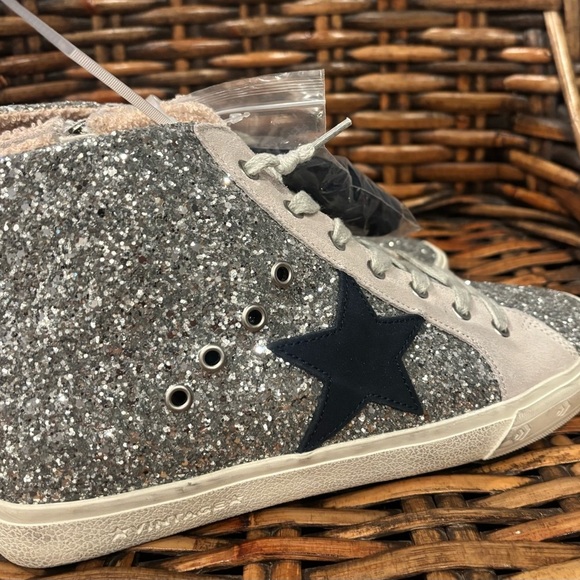 Vintage Havana NWT  Silver Glitter High-Top Sneakers - Picture 7 of 11